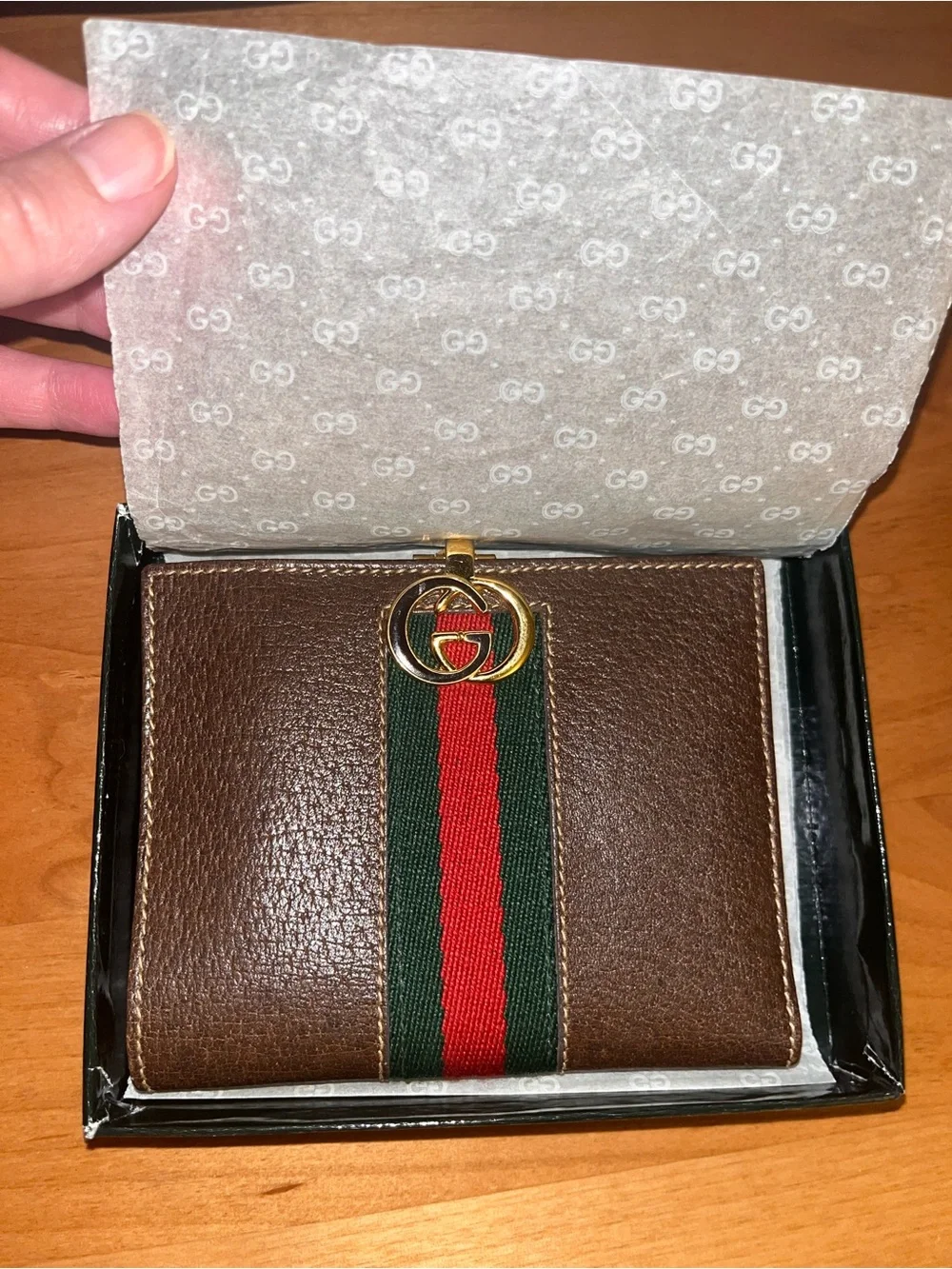 Gucci leather Wallet New W/ Box - Picture 1 of 7